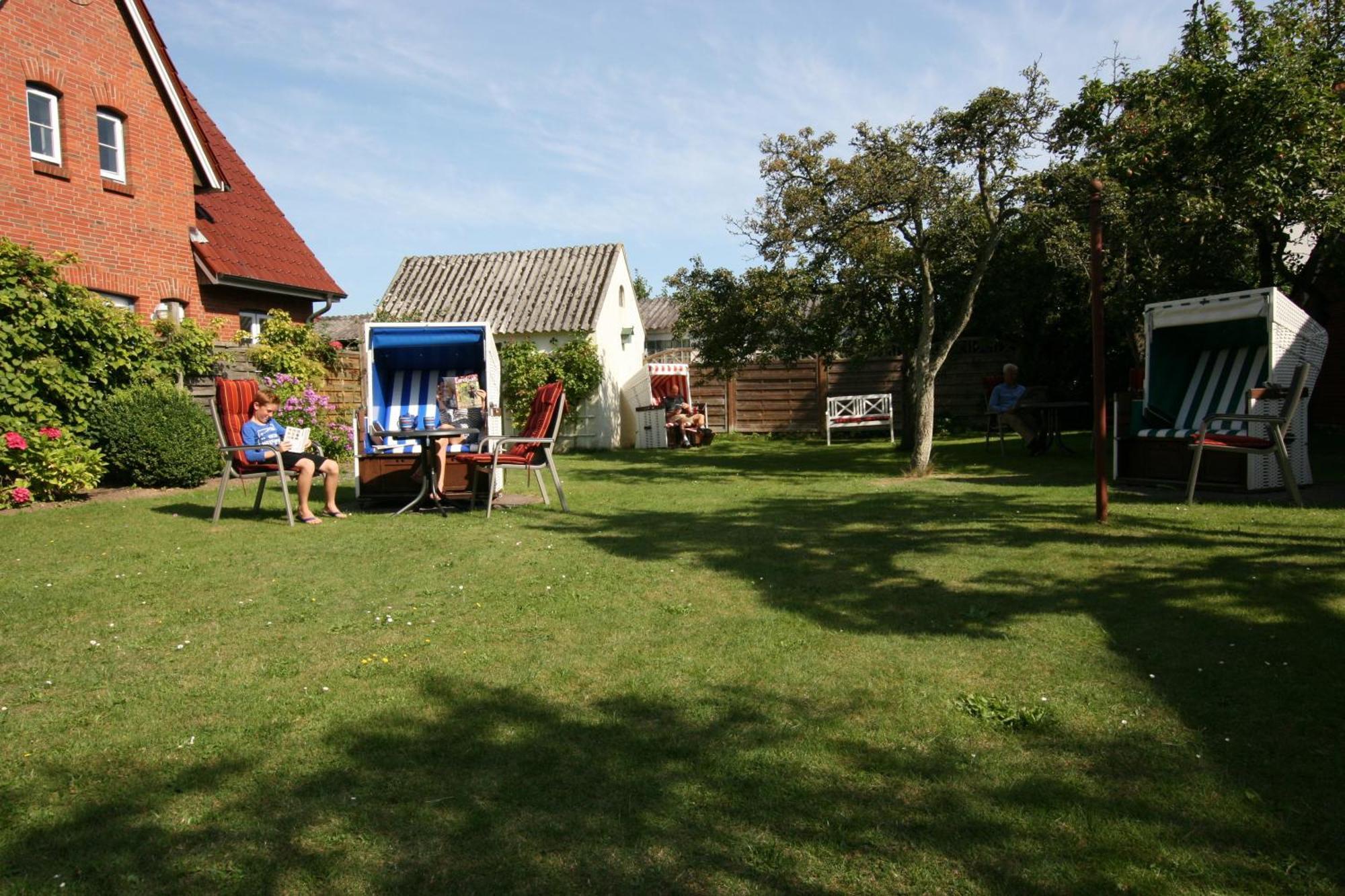Pension Hilligenlei Zi 08 Dz Wyk auf Fohr Bagian luar foto